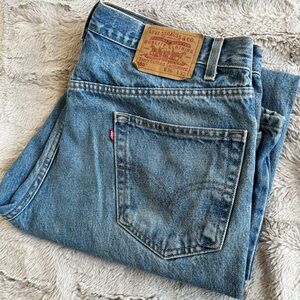 Levi's 550 Men's 36x32 USA Made Light Blue Straight Leg Denim Jeans